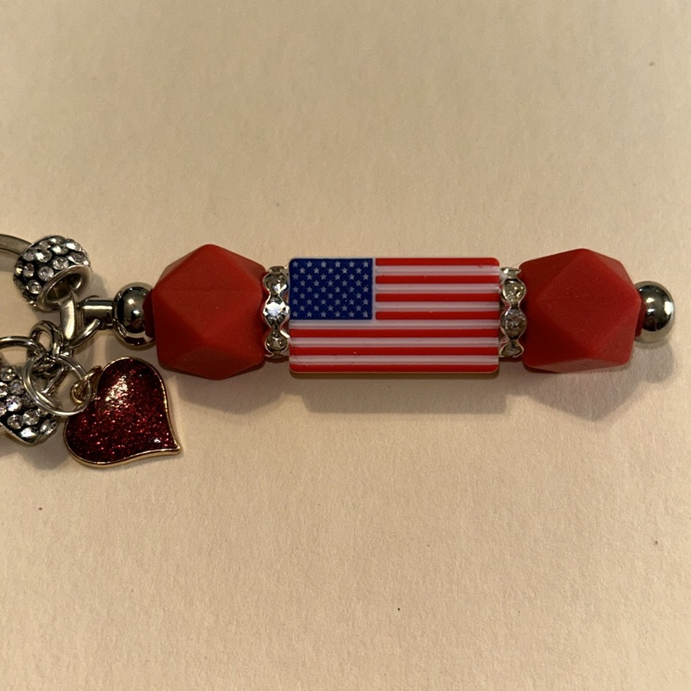 Handmade 🇺🇸Patriotic Keychain/Bag Charm - Picture 2 of 5